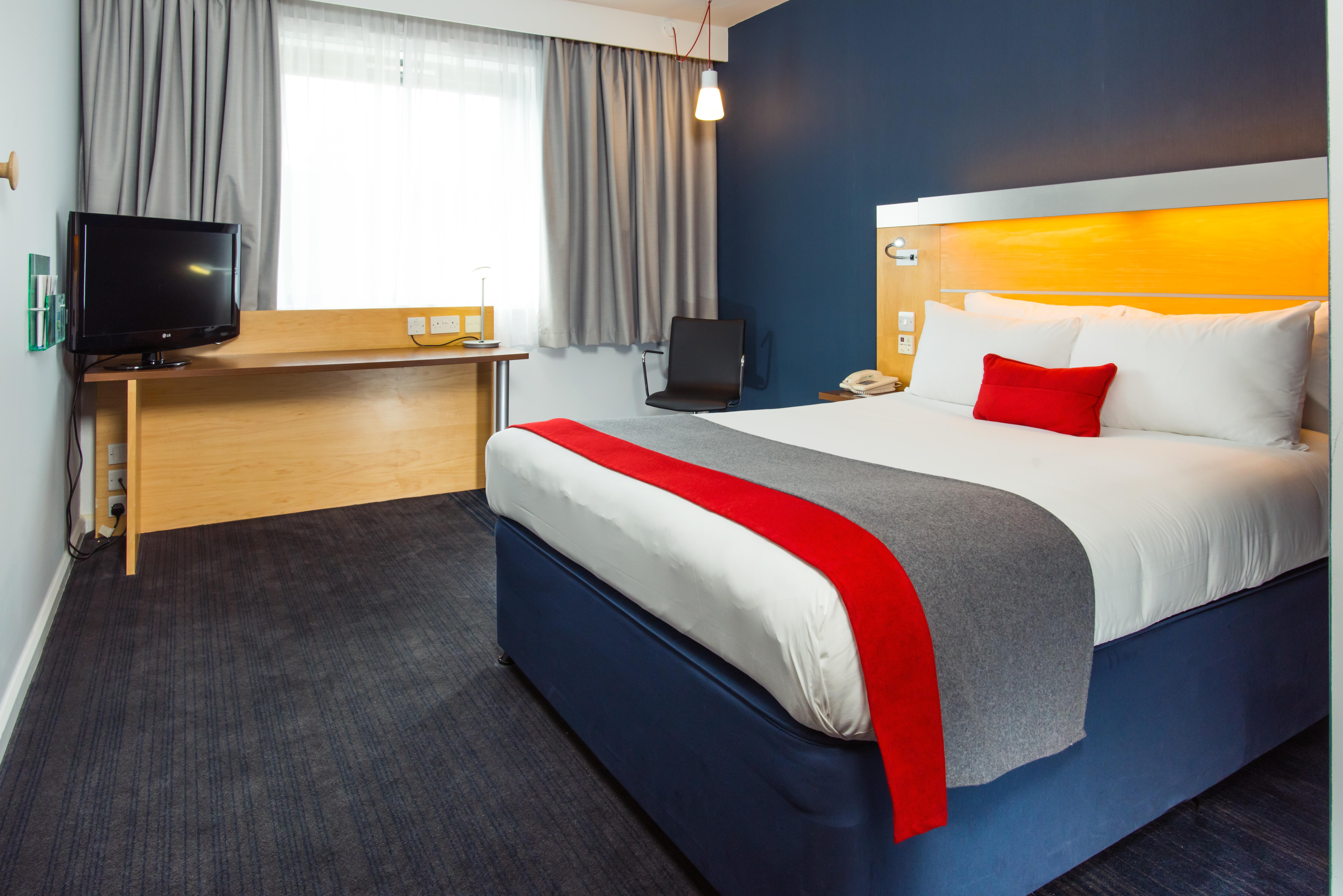 Holiday Inn Express Hemel Hempstead, An Ihg Hotel Eksteriør billede