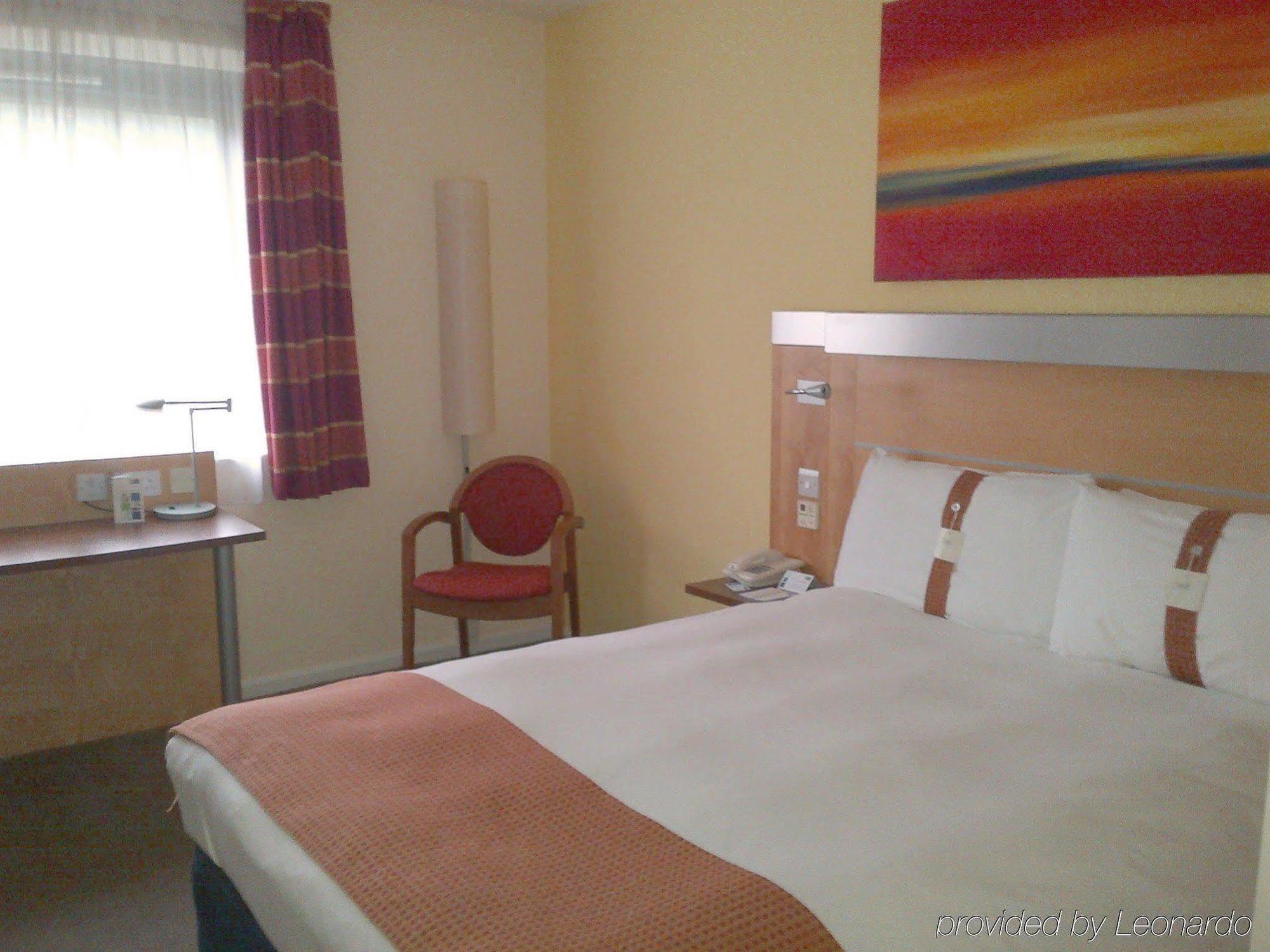 Holiday Inn Express Hemel Hempstead, An Ihg Hotel Eksteriør billede